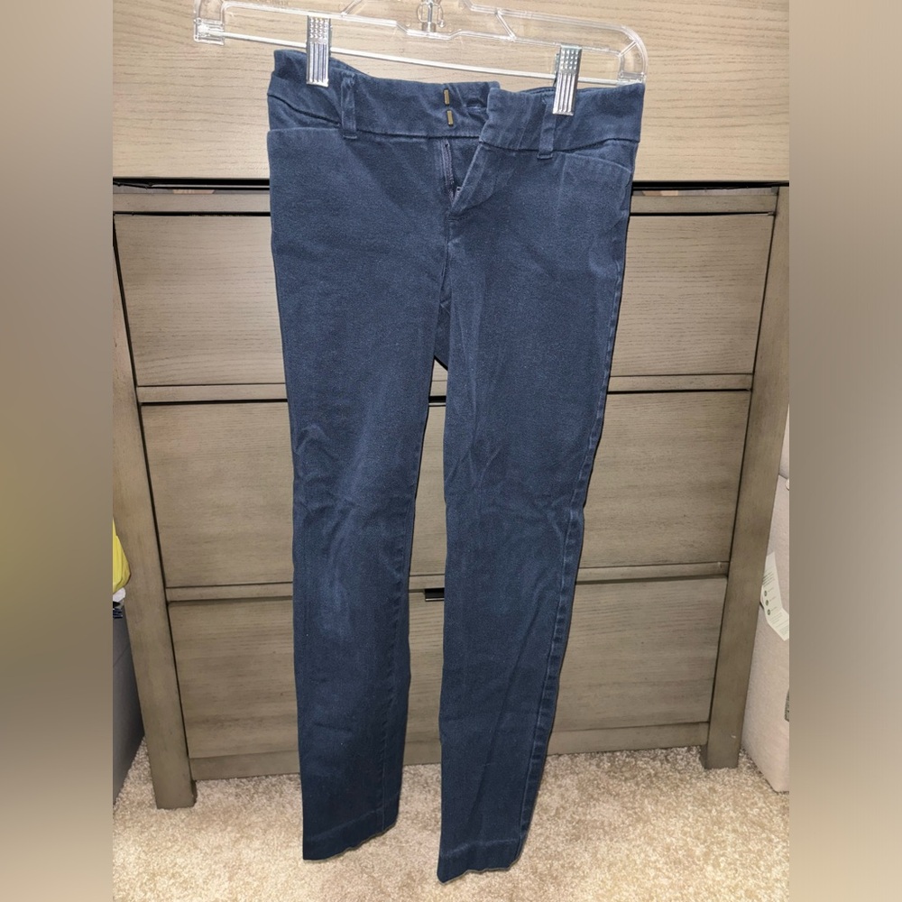 Old Navy mid-rise pixie pants - size 0